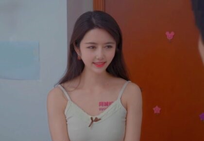 Phim Cô bạn gái Yu Meng quyến rũ vui vẻ khám phá